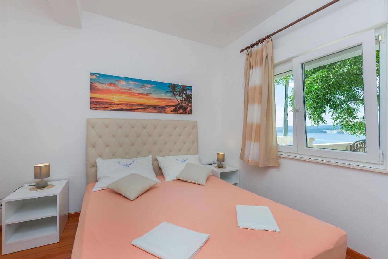 Apartments Zdenka 奥米什 外观 照片